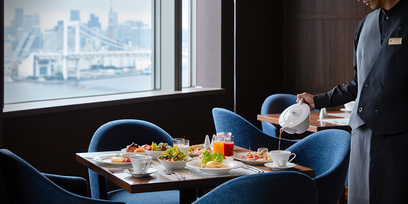 ブッフェスタイルの朝食