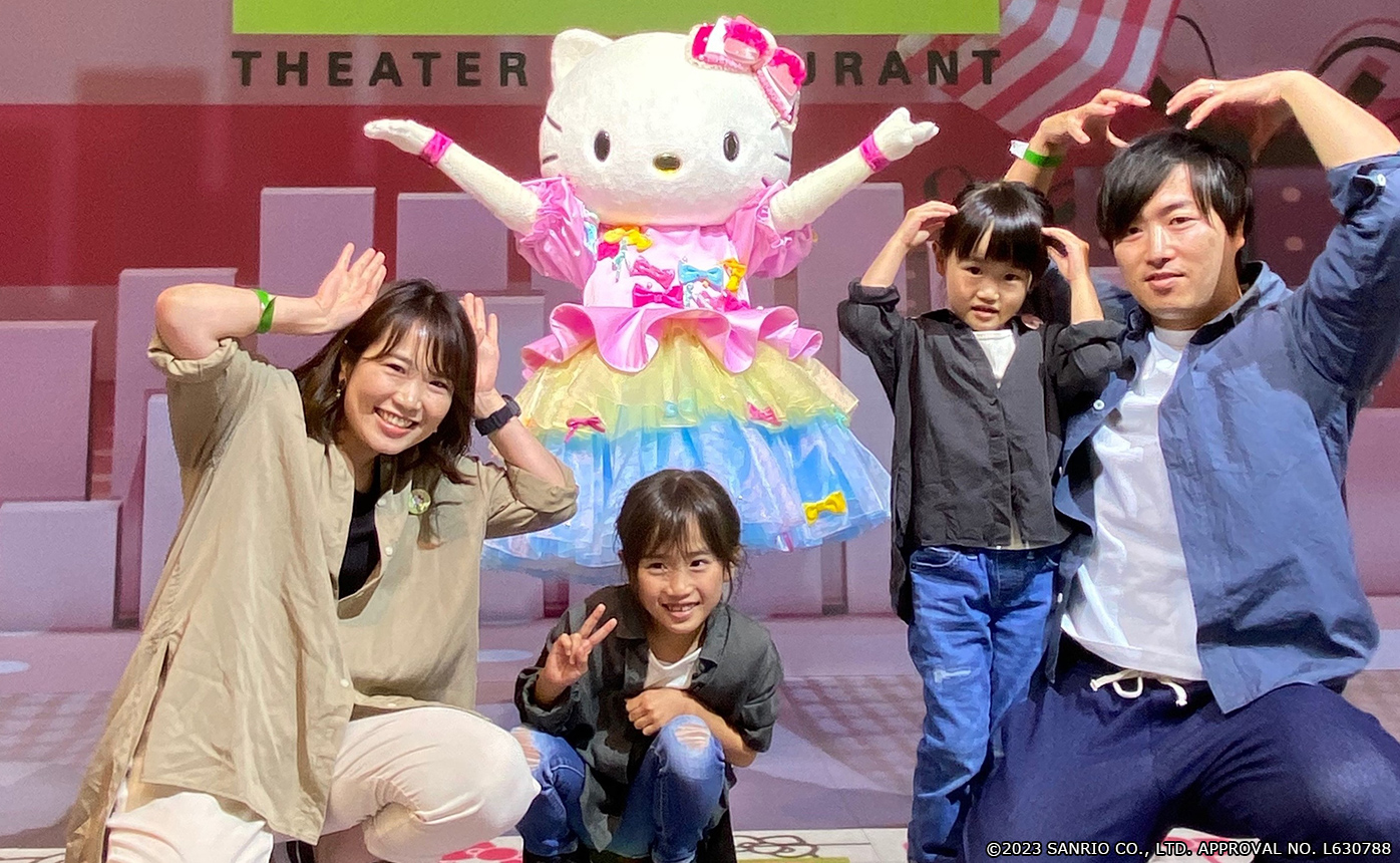 AWAJI HELLO KITTY APPLE LAND シアターレストラン　HELLO KITTY SHOW BOX